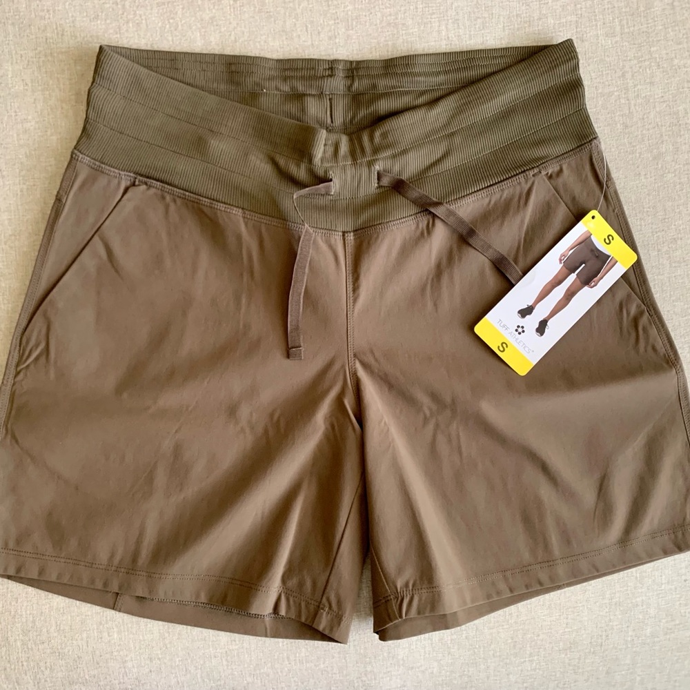 Tuff Athletics short